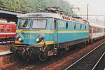 SNCB 2204 steht am 17 Augustus 1996 mit ein SNCF CoRail Wagen in Lüttich-Guillemins.