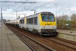 NMBS 1331 durcheilt am 3 November 2016 Antwerpen-Luchtbal.