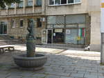 (207'238) - Brunnen und Post am 4.