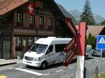 (237'216) - Grindelwald Reisen, Grindelwald - BE 635'910 - Mercedes am 18.