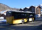 (271'129) - PostAuto Bern - BE 707'919/PID 11'458 - Volvo (ex Kbli, Gstaad) am 13. Januar 2025 beim Bahnhof Gstaad