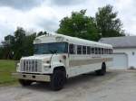 (152'945) - Nappanee Missionary Church, Nappanee - B173B - GMC/Bluebird (ex Schulbus) am 16.