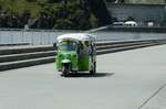 (253'215) - AlpinLine, H�r�mence - VS 11'010 - Tuk-Tuk am 30.