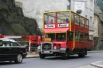 MAN Aussichtsbus fr Rundfahrten und zum Transport hinauf zur Festung Knigstein.