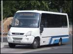 Iveco Kleinbus der Kraftverkehrsgesellschaft mbH Ribnitz-Damgarten in Greifswald.