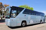 Mercedes Tourismo von Mietwagen und Omnibusbetrieb Wien in Krems unterwegs.