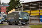 Mercedes Travego von Fischer Reisen aus der BRD 2018 in Krems gesehen.