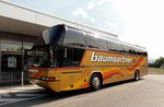 Neoplan Cityliner von Baumgartner Reisen aus der BRD in Krems gesehen.