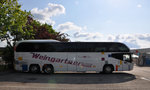 Neoplan Cityliner von Weingartner Reisen aus der BRD in Krems gesehen.