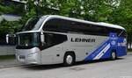 Lehner Busreisen aus Niederwaldkirchen | Teambus FC Blau Weiss Linz | RO-BWL 6 | Neoplan N 1216 HD Cityliner | 04.06.2016 in Stuttgart