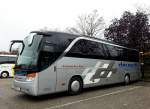 Setra 415 HD von Deuschl Reisen aus sterreich am 11.10.2014 in Krems.