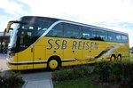 Setra 417 HDH von SSB Reisen aus der BRD in Krems gesehen.