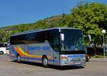 Setra 415 GT-HD von BAUMGARTEN Reisen aus der BRD in Krems.