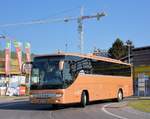 Setra 415 GT-HD aus Ungarn 09/2017 in Krems.