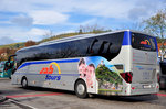 Setra 516 HD von SAB tours aus Linz/Obersterreich in Krems gesehen.