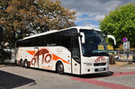 Volvo 9900 von Otto Reisen aus sterreich in Krems gesehen.