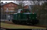 DSB/DJK MT 152(1958 bei Frichs in Aarhus gebaut)umfährt hier ihren Weihnachtssonderzug im Bhf von Tønder/DK.