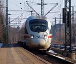 DSB/DB ICE-TD 605 020/120/220/520 hat Einfahrt in den Schleswiger Bahnhof, Fahrziel ist Aarhus.