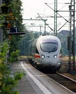 DSB/DB ICE-(T)D Tz 5504 mit der Zugnummer LPFT-A 13360(HH-Langenfelde - Flensburg)als Ersatzzug für den ICE 381 der heute von Flensburg startete hier aufgenommen bei der Durchfahrt in Schleswig.