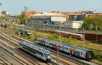 Vier verschiedene Triebwagen auf einmal...Arriva Lint 41 AR20, der MJb 55/58, MF/MFB 50/5208 und der MQ 41/4926(Desiro)aufgenommen in Aarhus am 26.04.2011