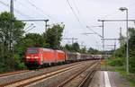 EG 3108 und 3103 mit einem Mischer auf dem Weg nach Dänemark.