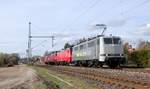 RailAdv 111 029-5 mit ex DSB EA 3010  Søren Hjordt , EA 3022  Søren Frich  und EA 3007  Kirstine Meyer  unterwegs Richtung Süden.