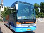 Setra 417 HDH von Jørns Busrejser aus Dänemark im Stadthafen Sassnitz.