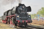 Ex-DR 35 1019 macht während der Dampflokparade in Wolsztyn am 30 April 2016 Pause.