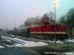 112 565-7 (DB 202 565-8) steht am 15.1.11 im Bahnhof Putbus als Sonderzug auf Die Insel Usedom bereit.