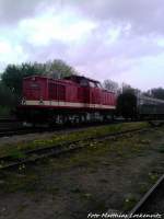 112 565-7 (DB 202 565-8) mit dem Abgekuppelten Bghws in Putbus am 10.5.13