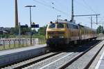 218 392 mit dem Messzug beim zwischenhalt im Bahnhof Taucha (b Leipzig) am 29.6.19