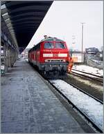 Die DB 218 349-9 und eine weitere 218 sind in Westerland (Sylt) auf Rangierfahrt.