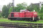 Am 12 Mai 2012 durchfahrt 294 793 solo Oberhausen Osterfeld Süd.