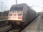 101 028-9 mit InterCity mit Ziel Ostseebad Binz im Bahnhof Bergen auf Rgen am 16.10.12