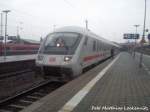 101 101-4 mit InterCity im Bahnhof Stralsund Hbf am 6.8.12