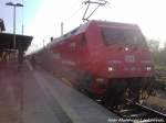 101 089-1 mit CEWE-Fotobuch Werbung von REWE mit dem EuroCity 378 bei der Einfahrt in den Bahnhof Bergen auf Rgen am 8.5.13