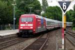 Werbelok 101 006 treft am 19 September 2014 in Bonn Hbf ein.