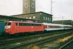 Scanbild von 110 254 mit IC-Wagen in Dsseldorf Hbf.