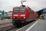 143 137 mit ihrer kurzen S7-Garnitur im Bahnhof Halle/Saale Hbf am 14.2.20