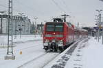 146 007 verlsst mit dem RE18 mit ziel Naumburg (Saale) Hbf den Bahnhof Halle/Saale Hbf am 10.2.21