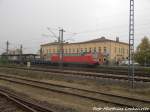 185 XXX mit einem Gterzug bei der Durchfahrt des Bahnhofs Delitzsch unt Bf am 29.10.15