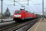 Leerkophlezug mit 189 025 verlässt Tilburg am 24 Januar 2019.