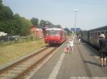 172 132 & 172 171 bei der Ausfahrt aus Putbus nach Lauterbach Mole am 27.7.13