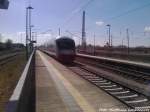 Einfahrt IC 2212 mit 101 017-2 in den Bahnhof Bergen auf Rgen am 28.4.13