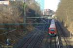 Hamburg, S-Bahn vom Berliner Tor kommend und auf die Landwehrbrücke zufahrend.