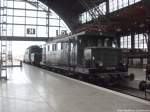 E44 046 auf dem Museumsgleis 24 im Bahnhof Leipzig Hbf am 15.2.14