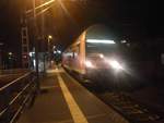 Mit Steuerwagen voraus kommt 143 076 in den Bahnhof Halle (Saale) Hbf eingefahren am 27.1.19