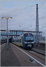 Der Agils 440 101 steht in Ulm zur Abfahrt nach Ingolstadt bereit.