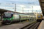 FLIXTRAIN 193 508 steht am 29.Dezember 2023 abfahrtbereit nach Berlin in OFfenburg.