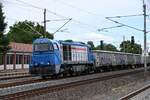 LOCON 271 008-1 fuhr mit einen schotterzug durch glöwen,14.07.22